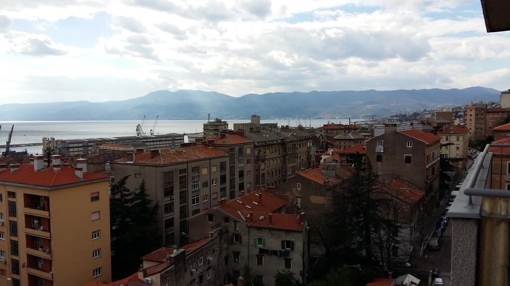 Apartment Moni Rijeka Buitenkant foto